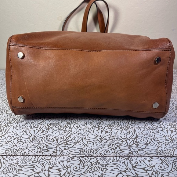 Banana Republic Large Leather Tote Bag - Picture 6 of 13